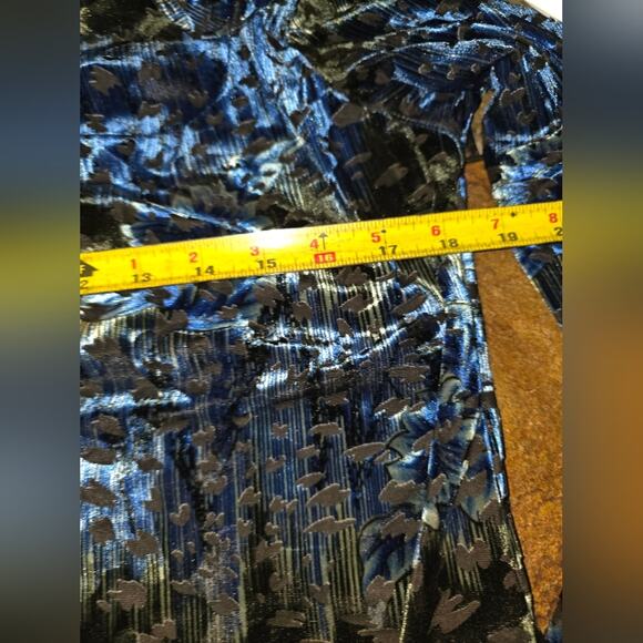 Vtg Y2K Floral Burn Out Velvet Long Sleeve Cowl Neck Blouse Sz XSP WhimsiGoth - Picture 3 of 6